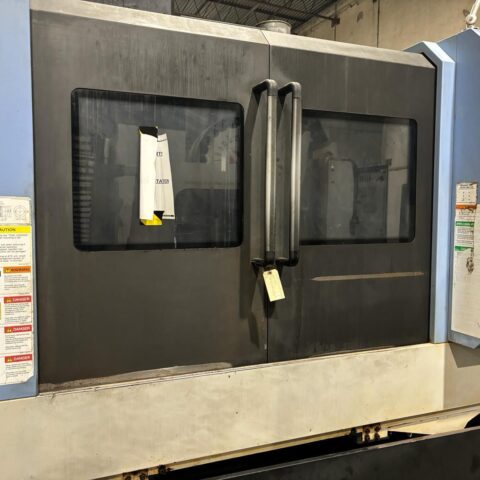 DOOSAN MYNX-6500 50 CNC VERTICAL MACHINING CENTER MILL