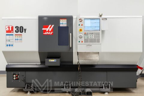 Centro de torneado CNC Haas ST-30Y - Ejes C e Y, mandril de 10" y contrapunto