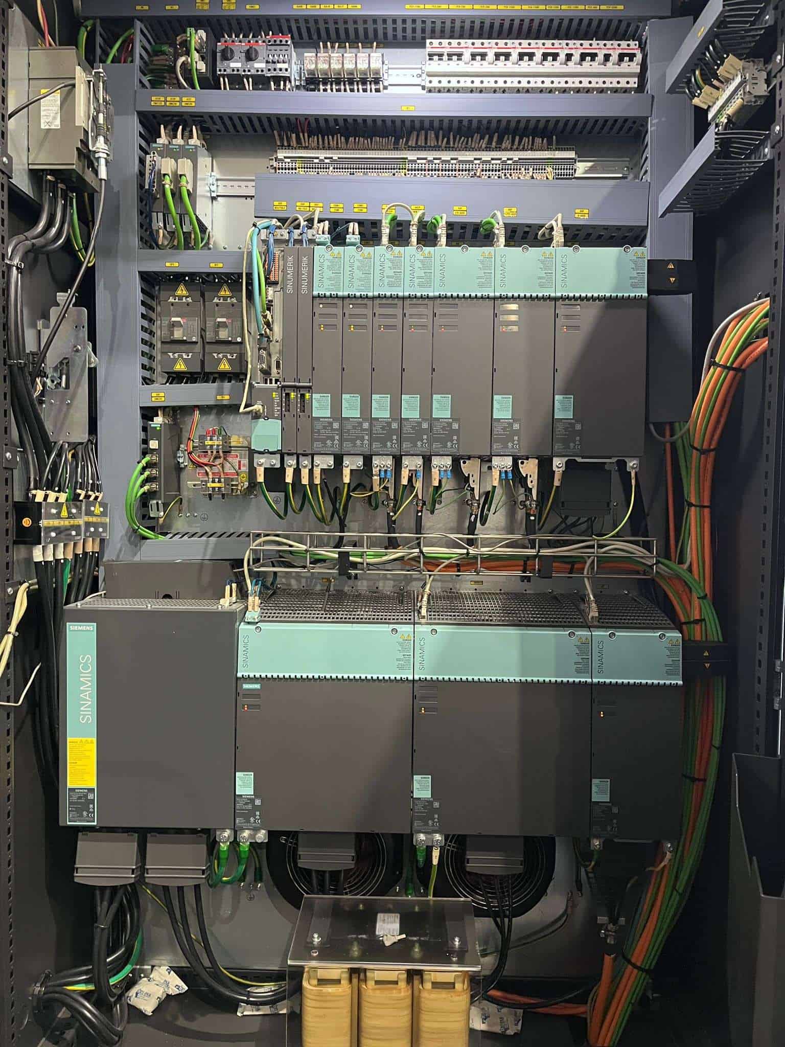 HYUNDAI-WIA-XF6300 (1)